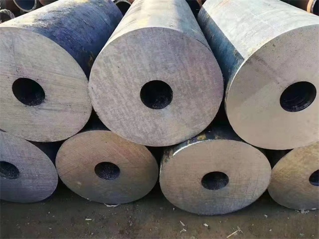 恩施厚壁熱軋無縫鋼管